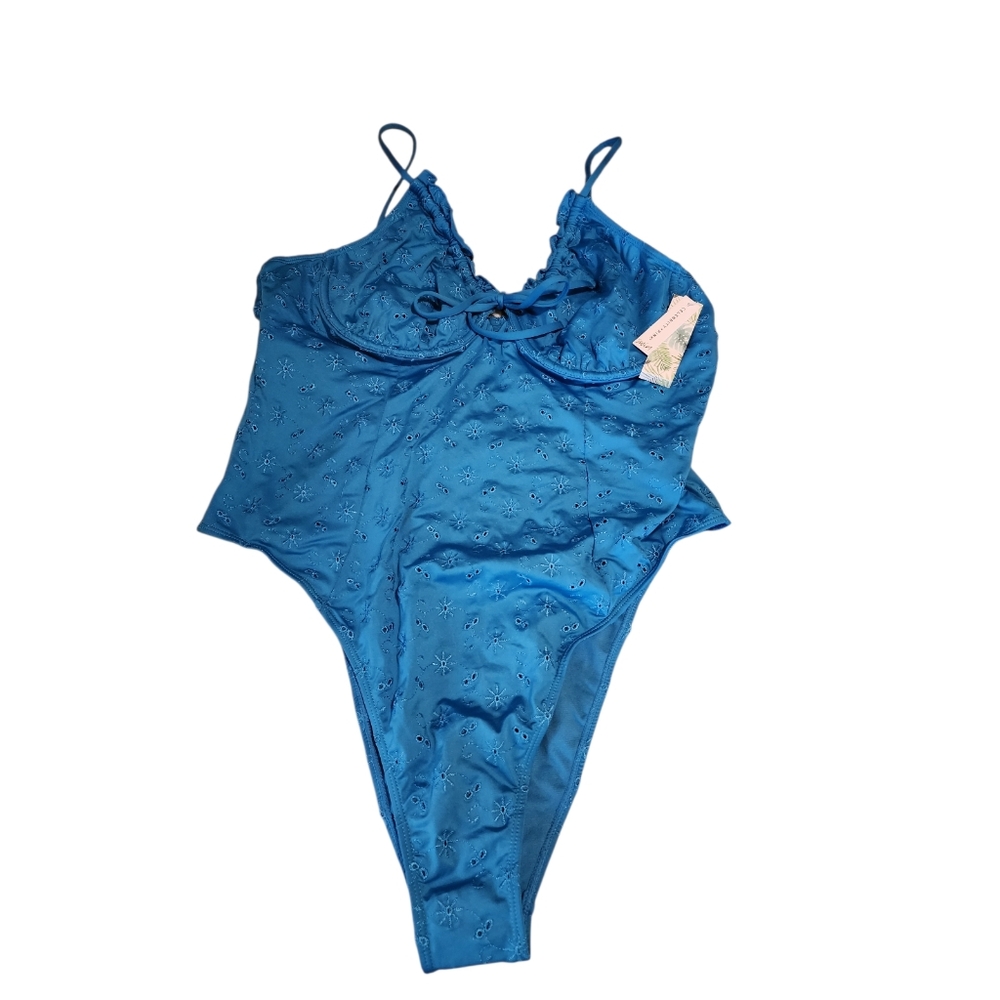 Celebrity Pink Swimsuit Womens 20 NWT